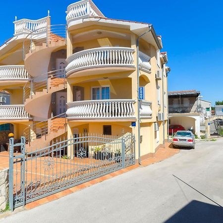Apartment Ani Vodice Kültér fotó