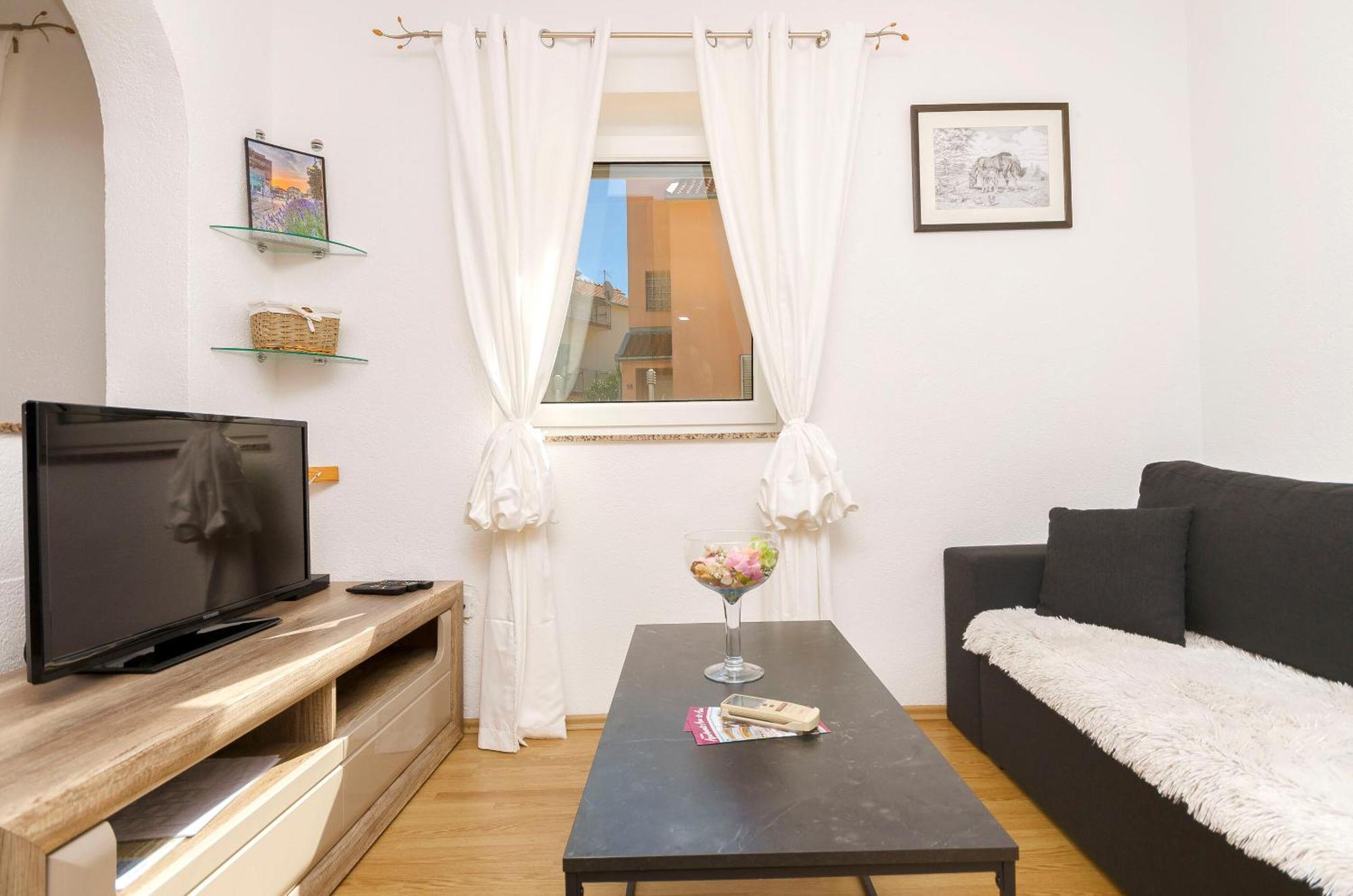 Apartment Ani Vodice Kültér fotó